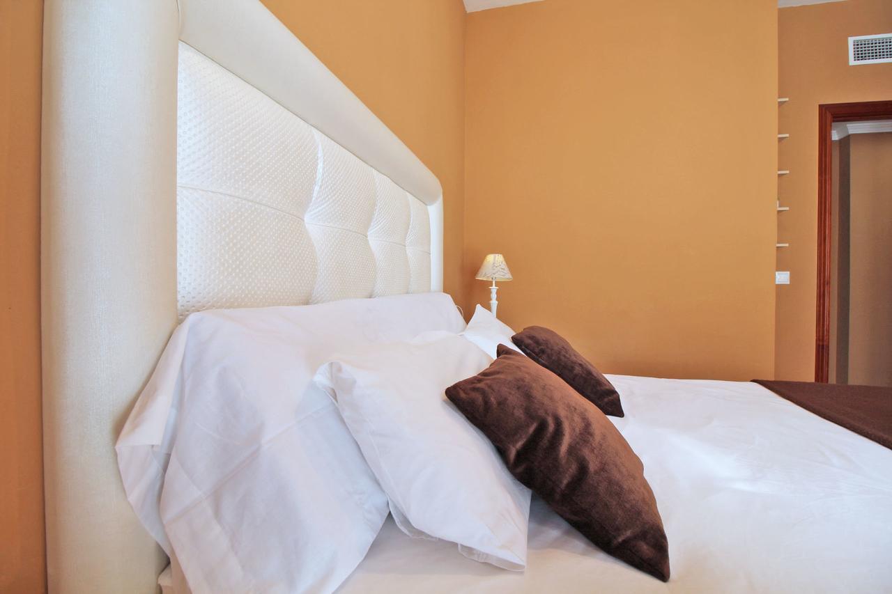 Del Parque Flats - Cervantes มาลากา ภายนอก รูปภาพ
